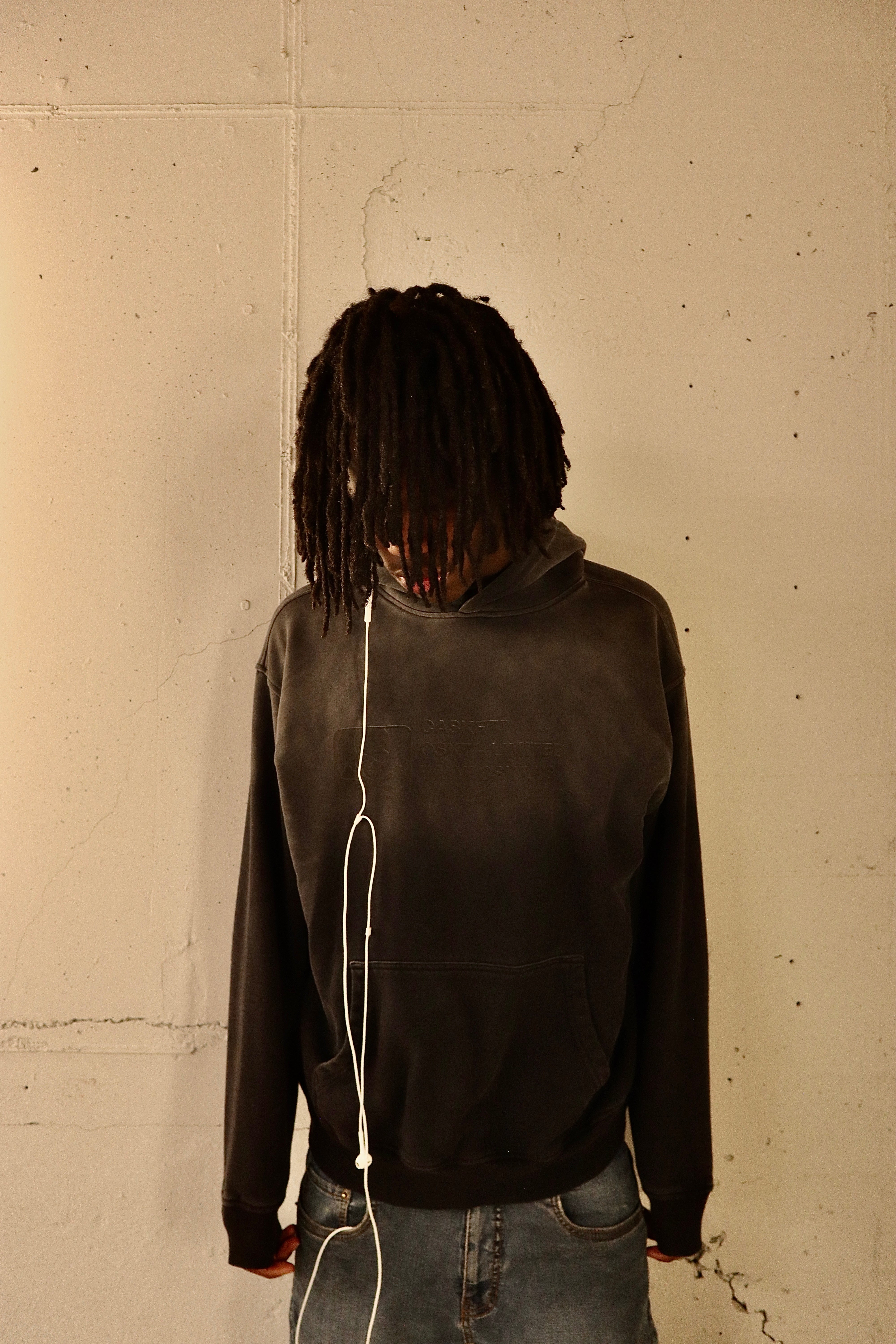 “DECAY” HOODIE (BLACK)