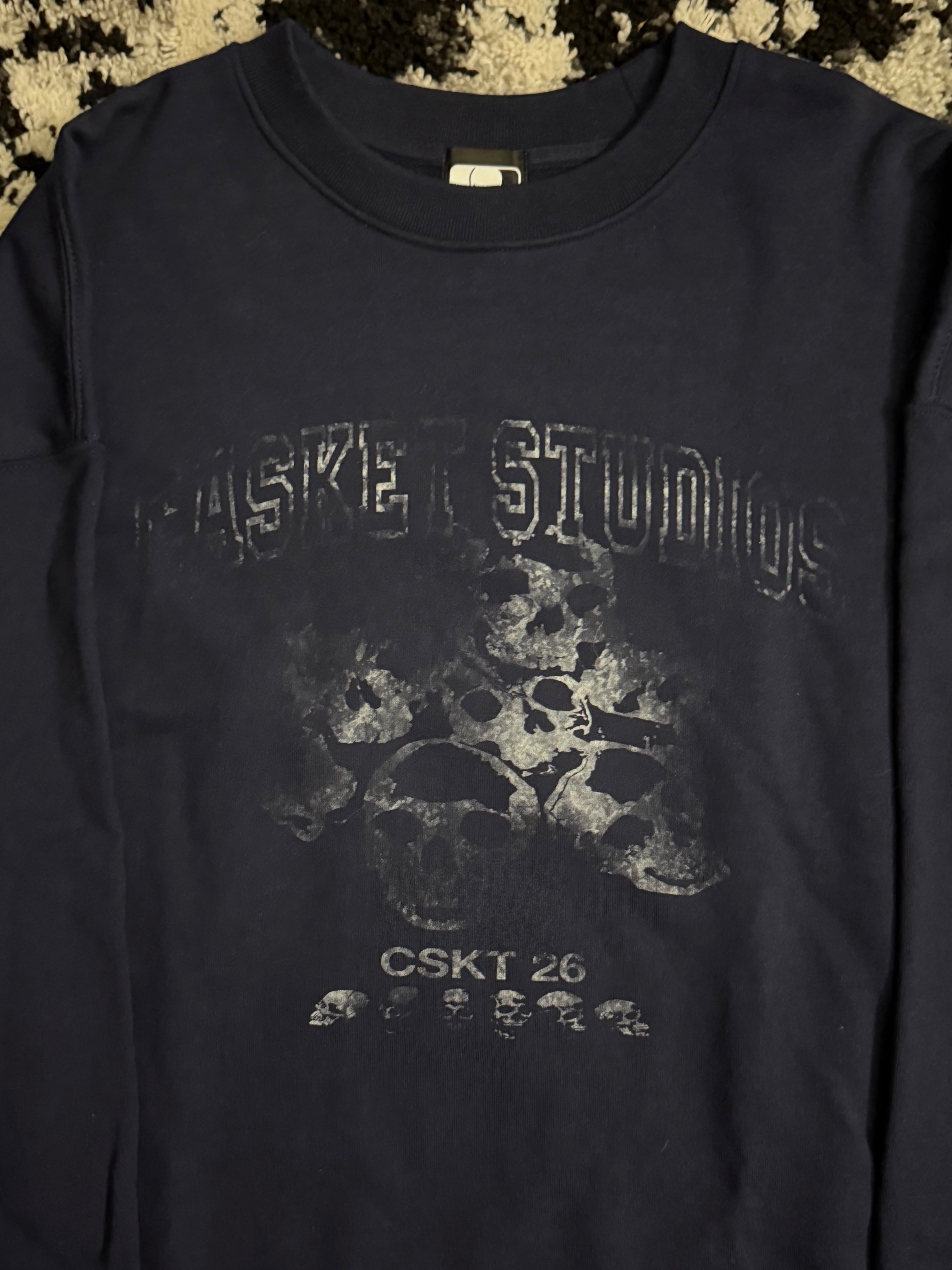 “VARSITY” CREWNECK